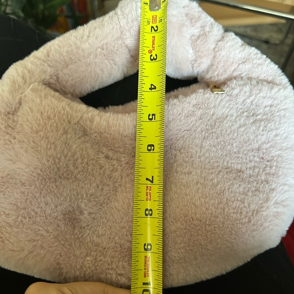 Fuzzy Pink Bag - Picture 5 of 5